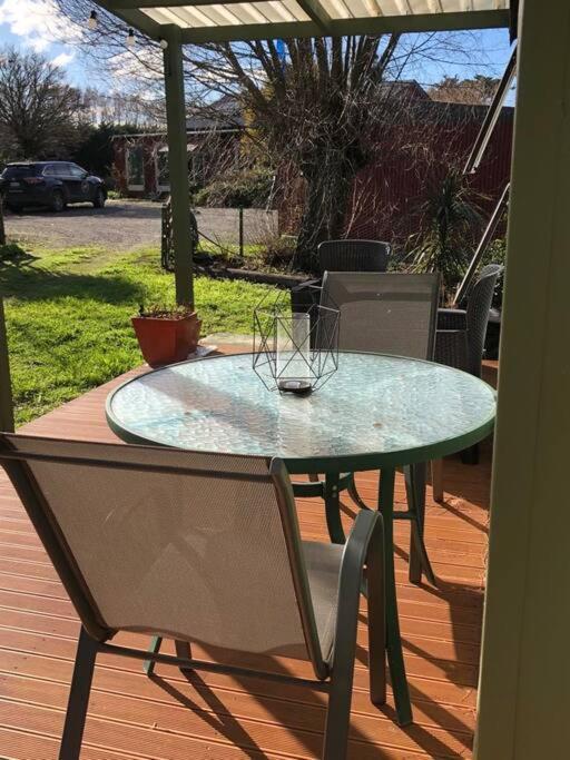 Fantail At Bluestone Retreat Villa Leeston Exterior foto